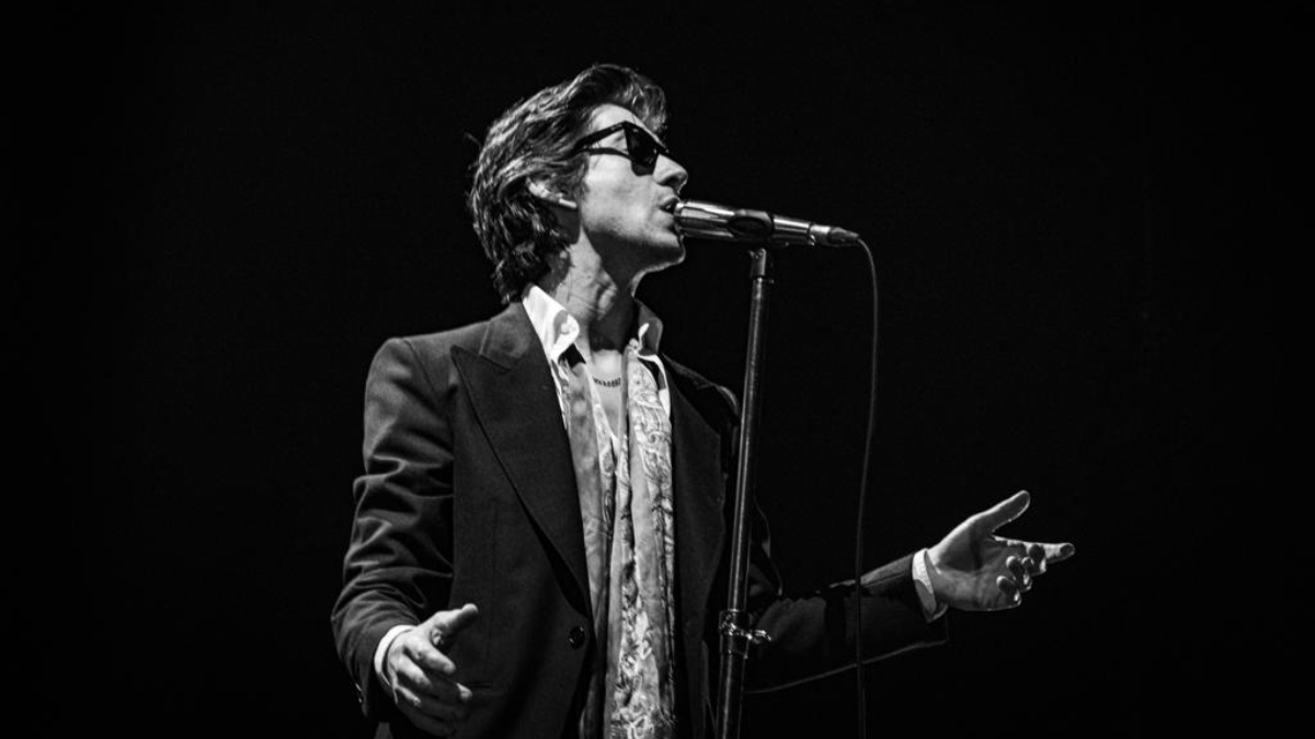 Arctic Monkeys deleitó a los colombianos con una catedra de rock en Bogotá