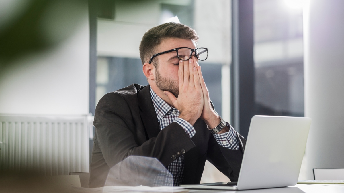 ¿Justa causa? Despiden a trabajador que se llamaba a sí mismo para no atender clientes