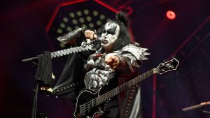 El agradecimiento de Gene Simmons a fanático colombiano que le regalo un retrato