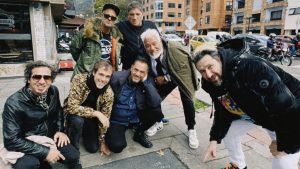 Los Auténticos Decadentes le estuvieron haciendo el aguante a Millos en El Campín