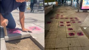 Ciudadanos se pusieron la 10 y marcaron baldosas sueltas de Bogotá como en buscaminas