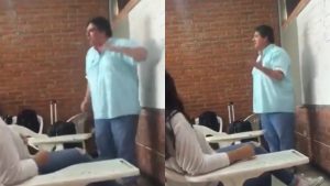 Profesor costeño les metió tronco de regaño a estudiantes por respuestas en exámenes