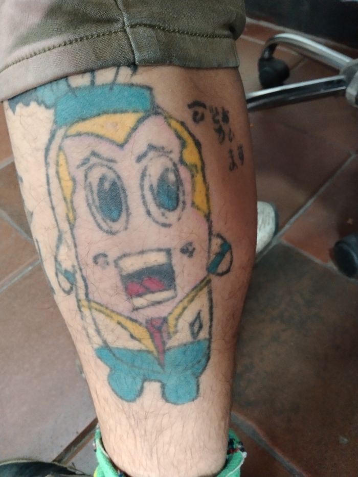 ¿Qué clase de dibujo animado es ese? Nuestro oyente dice que es la versión enferma de Bob Esponja.