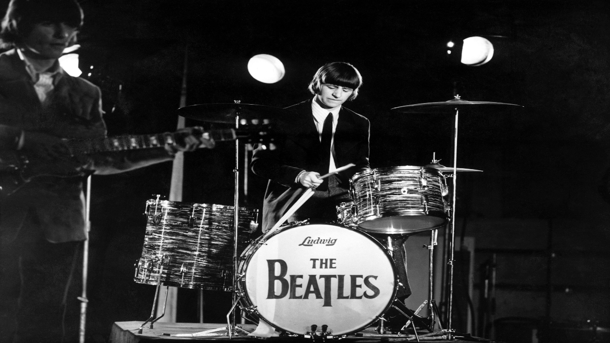 Ringo Starr tocando la batería (Getty Images)