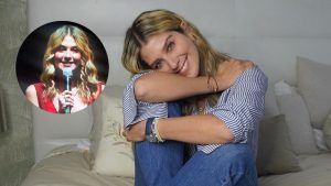 Pronunciado escote le jugó una mala pasada a Andrea Guerrero en homenaje a la Selección