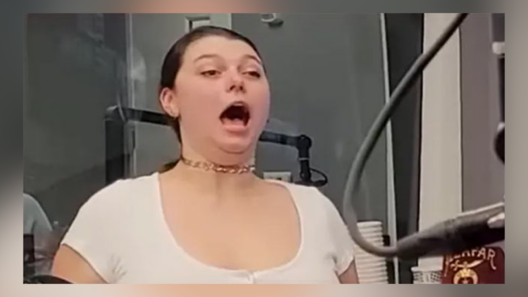 Mujer rompe el récord al eructo más fuerte del mundo ¡Talento Innato!
