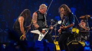 Metallica pospone fecha de su gira mundial: James Hetfield tiene COVID