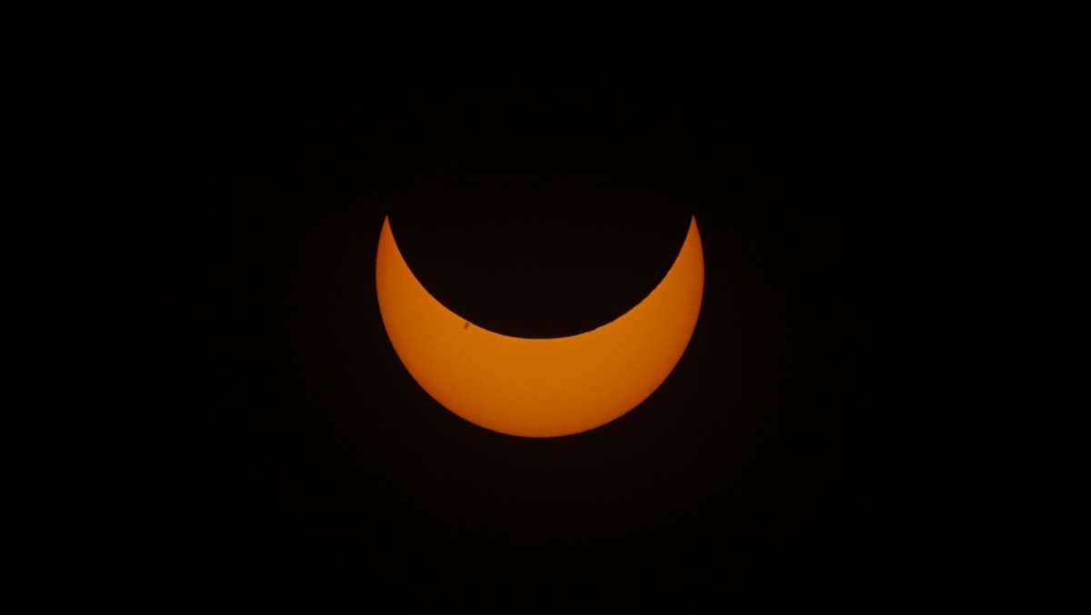 El curioso efecto que produjo el eclipse solar: vea aquí las mejores imágenes