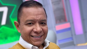 311023 - Ivan Rene Valenciano - redes