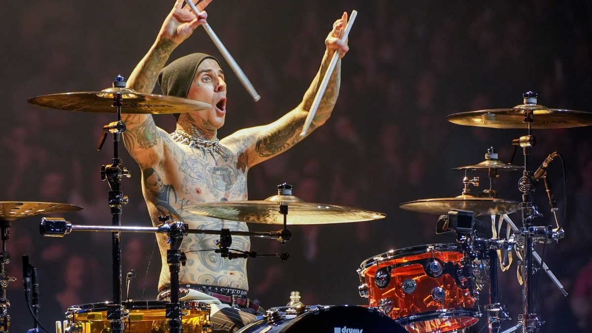 Los artistas colombianos que estuvieron a punto de colaborar con Travis Barker