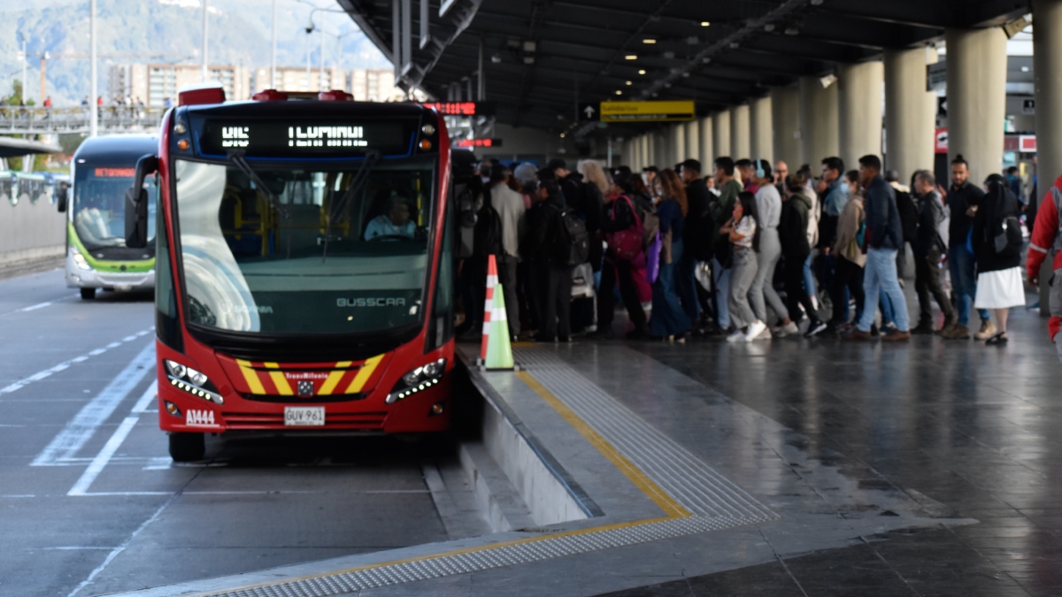 ¿Cuándo subirá el pasaje de TransMilenio? Esto dijo Carlos Fernando Galán