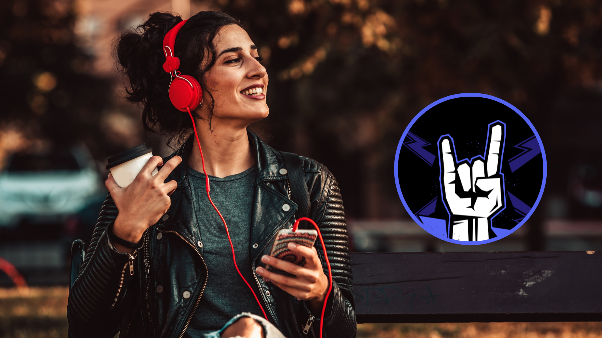 Mujer escuchando música con audífonos y de fondo el símbolo del rock (Fotos vía Getty Images)