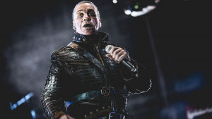 100325 - metal industrial pesadas - Getty