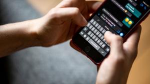 200425 - WhatsApp - getty