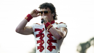 Benson Boone volvió a homenajear a Queen con curiosa sorpresa: el público se decepcionó
