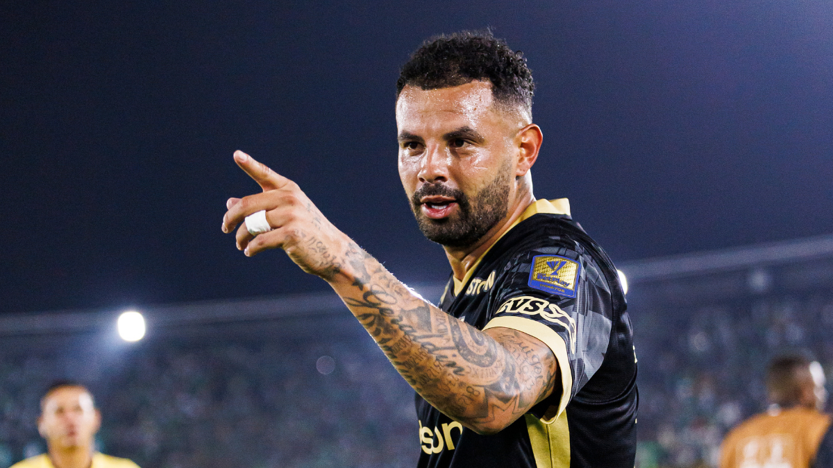 Edwin Cardona recibió grave sanción: se pierde partido clave con Atlético Nacional