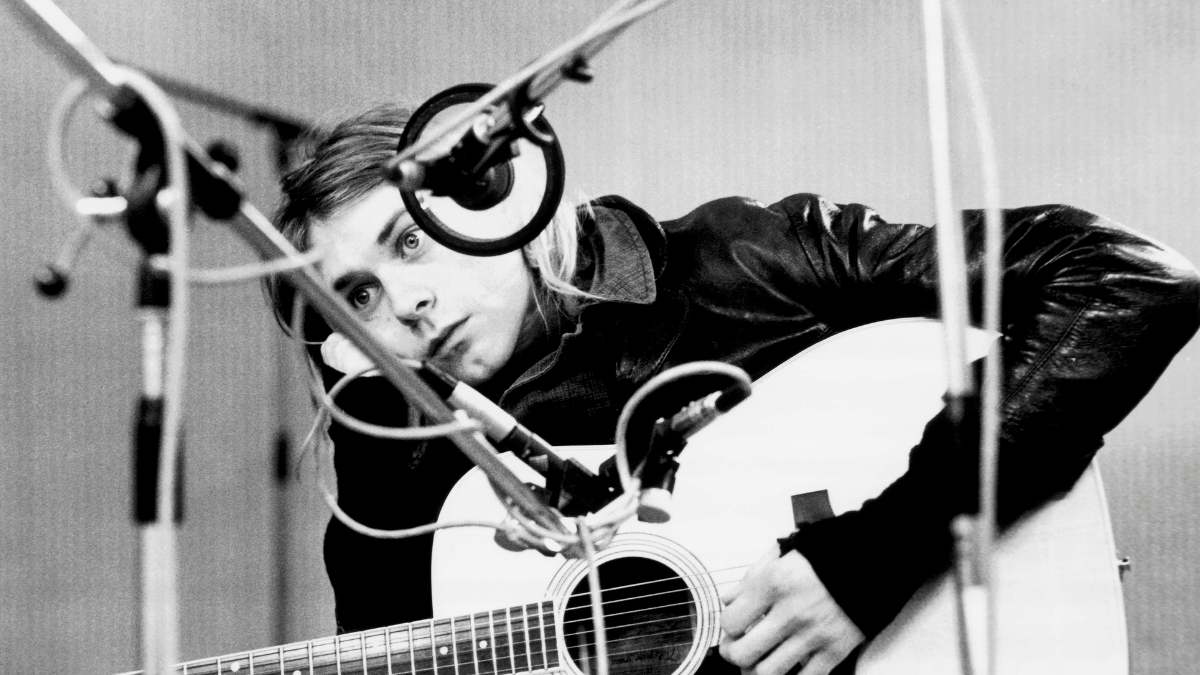 La mejor canción de rock para escuchar en completa soledad y reflexionar, es de Nirvana