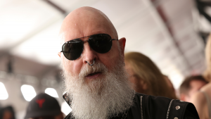 A Rob Halford le pegó el soroche de Bogotá; tuvo que usar oxígeno en Monsters of Rock 2025