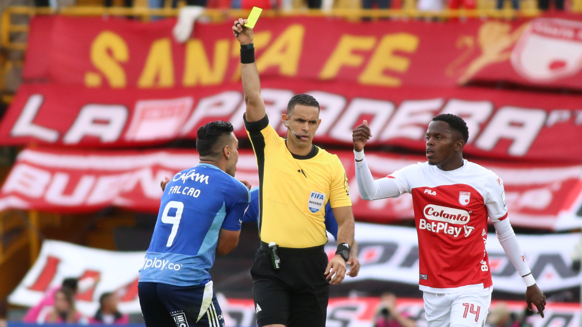 Árbitro del Millonarios vs Santa Fe recibiría una grave sanción en el fútbol colombiano