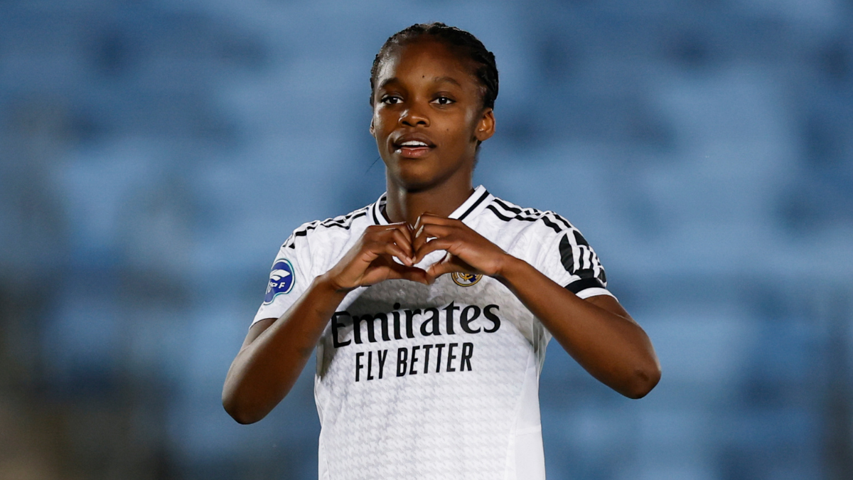 Linda Caicedo protagonista en la presentación de la nueva camiseta del Real Madrid