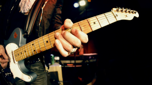 La canción de hard rock perfecta para cambiar un mal día con solo escucharla