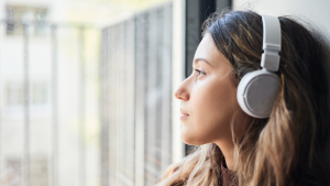 Las 5 canciones de rock ideales para escuchar y mantener la calma en caso de un temblor