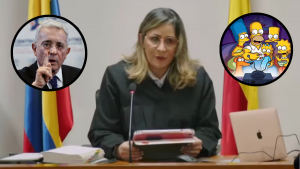 280725 - juicio Álvaro Uribe - redes