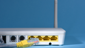 060825 - wifi USB- getty