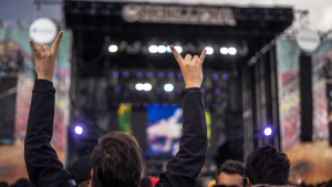 La mayor equivocación que cometen las personas que van a festivales en Bogotá: se puede prevenir muy fácilmente