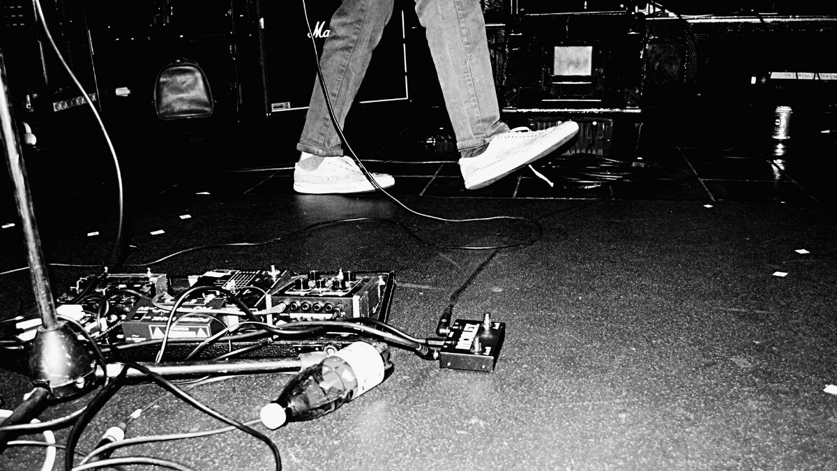 Las 3 bandas ideales para empezar a escuchar punk: una tuvo un concierto inolvidable en Colombia