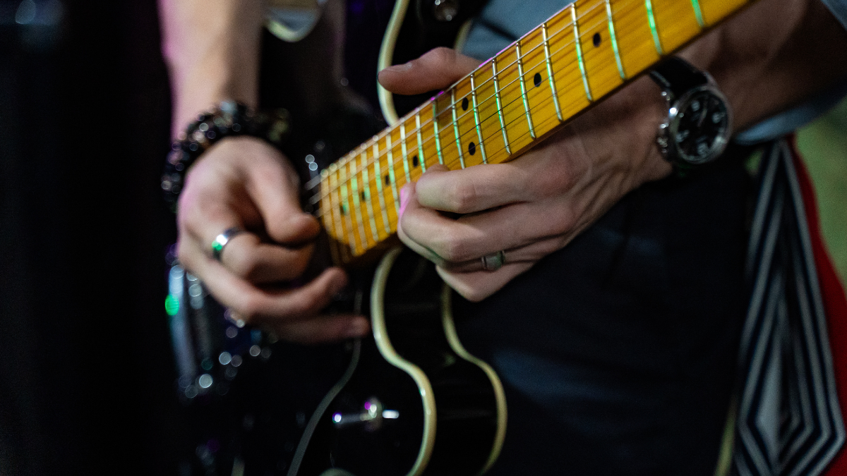 La canción de rock que marcó el inicio de los 2000: está entre los mejores éxitos en la historia de la música