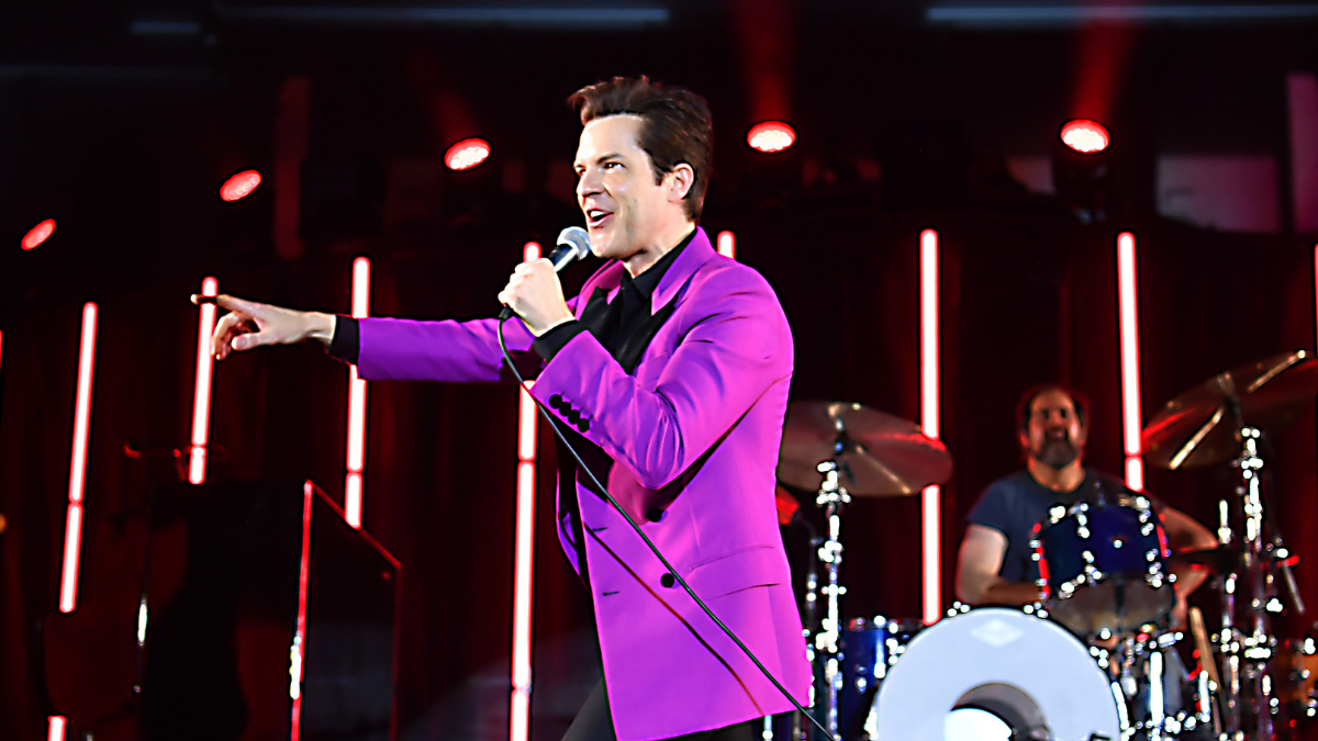 El éxito de The Killers que inició como un fiasco y ahora acumula más de mil millones de reproducciones en Spotify