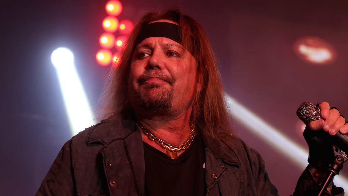 Vince Neil, de Mötley Crüe, reveló que sufrió un derrame cerebral: "me dijeron que no podría volver a los escenarios"