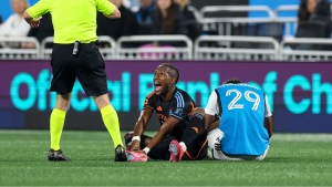 Andrés Perea sufre una espantosa lesión durante un partido de la MLS