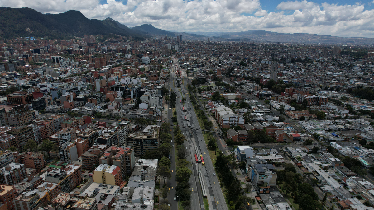 Foto de la autopista norte, en Bogotá, Colombia,