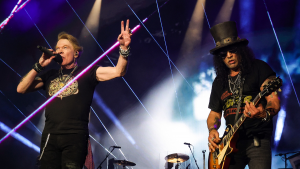 Guns N' Roses sorprendió a sus fans con el lanzamiento de 2 nuevas canciones: recuerda a los '80's y asi suenan
