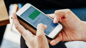 El truco secreto de WhatsApp para evitar que lo agreguen a grupos: es muy simple