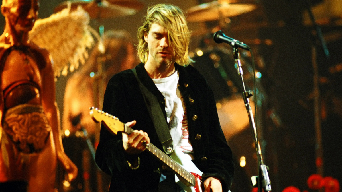 Subastan guitarra de Kurt Cobain, en medio de rumores sobre su muerte: este es el precio que tendría