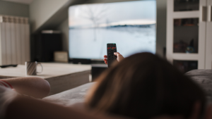 ¿Es más barato Crunchyroll, Prime Video o HBO Max? Comparamos costos y diferencias en 2026