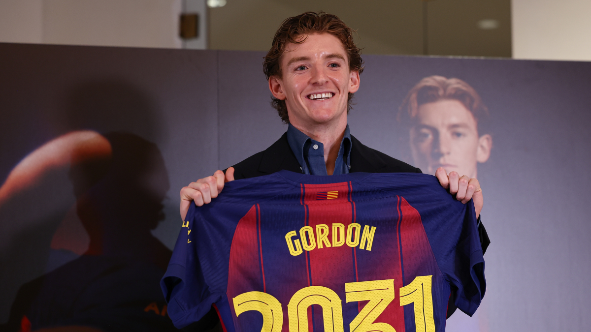 ¿Quién es Anthony Gordon? Este es el inglés que se convirtió en nuevo fichaje del Barcelona