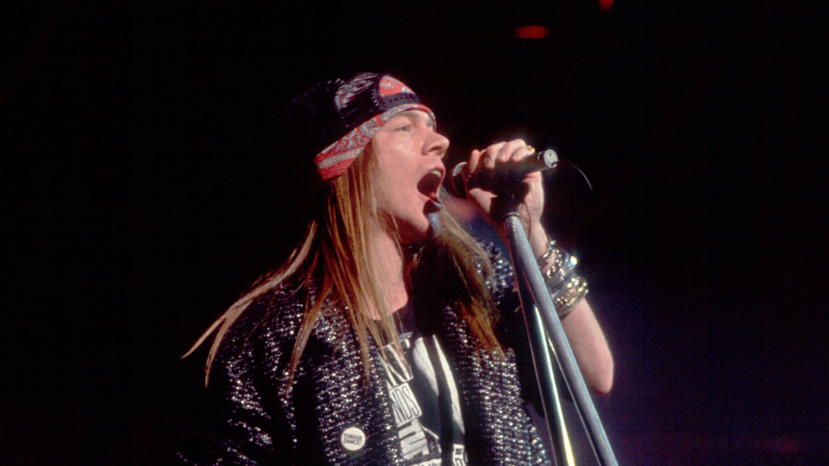 La canción de Guns N' Roses que es escuchada 1 millón de veces al día: cumple récords y es un clásico