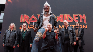 Foto de Eddie de Iron Maiden en tamaño gigante