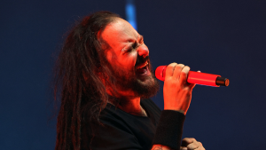 La canción de Korn 'perfecta' para empezar el día con motivación: un éxito lleno de energía y poder