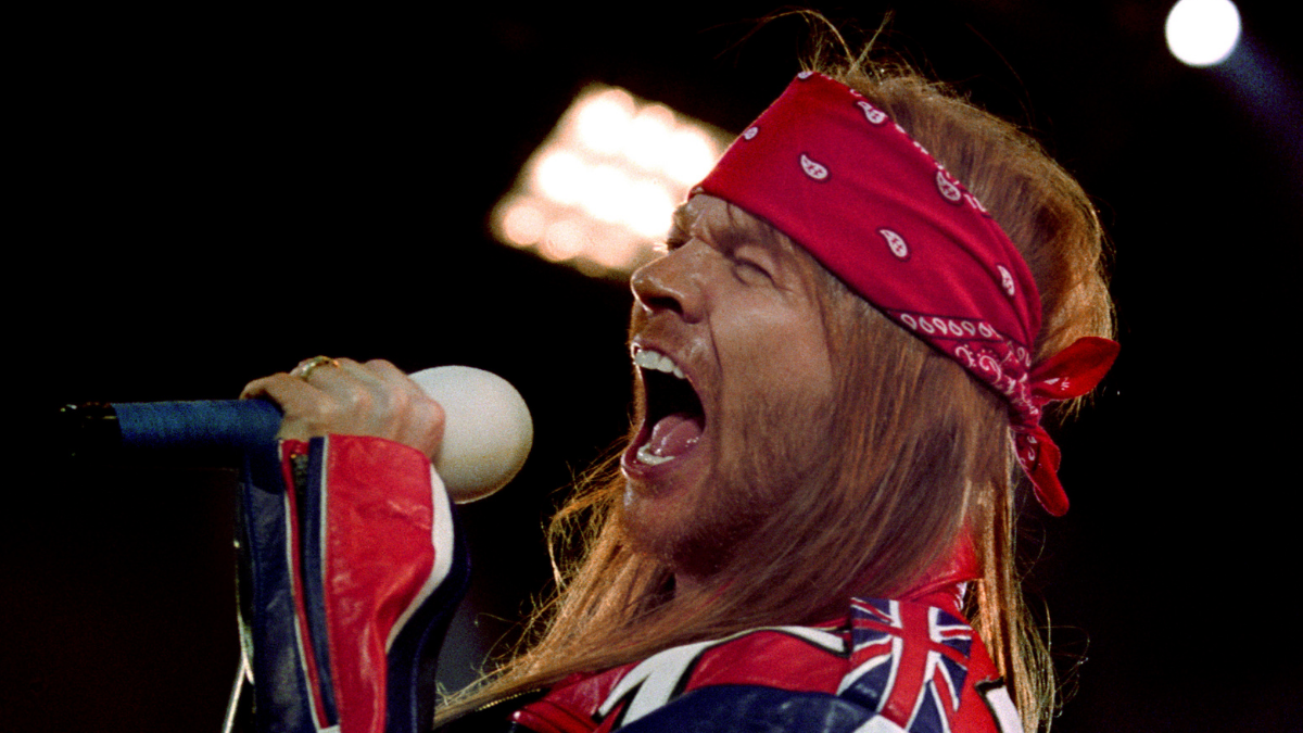 La canción de Guns N' Roses ‘perfecta’ para escuchar en completa soledad y reflexionar: es un himno amado por sus fans