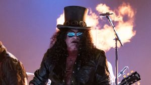 El 'riff' de rock que Slash considera 'molesto': es un ritmo icónico para la música