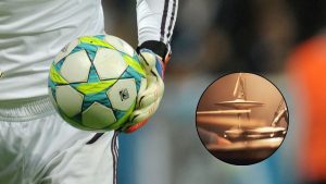 La leyenda del fútbol que se convirtió en baterista: toca himnos icónicos del rock